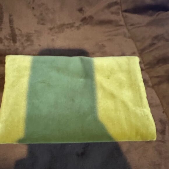 Gucci Sunglasses Limited Edition Yellow Velvet X-Large Sunglass Case Pouch - Picture 7 of 7